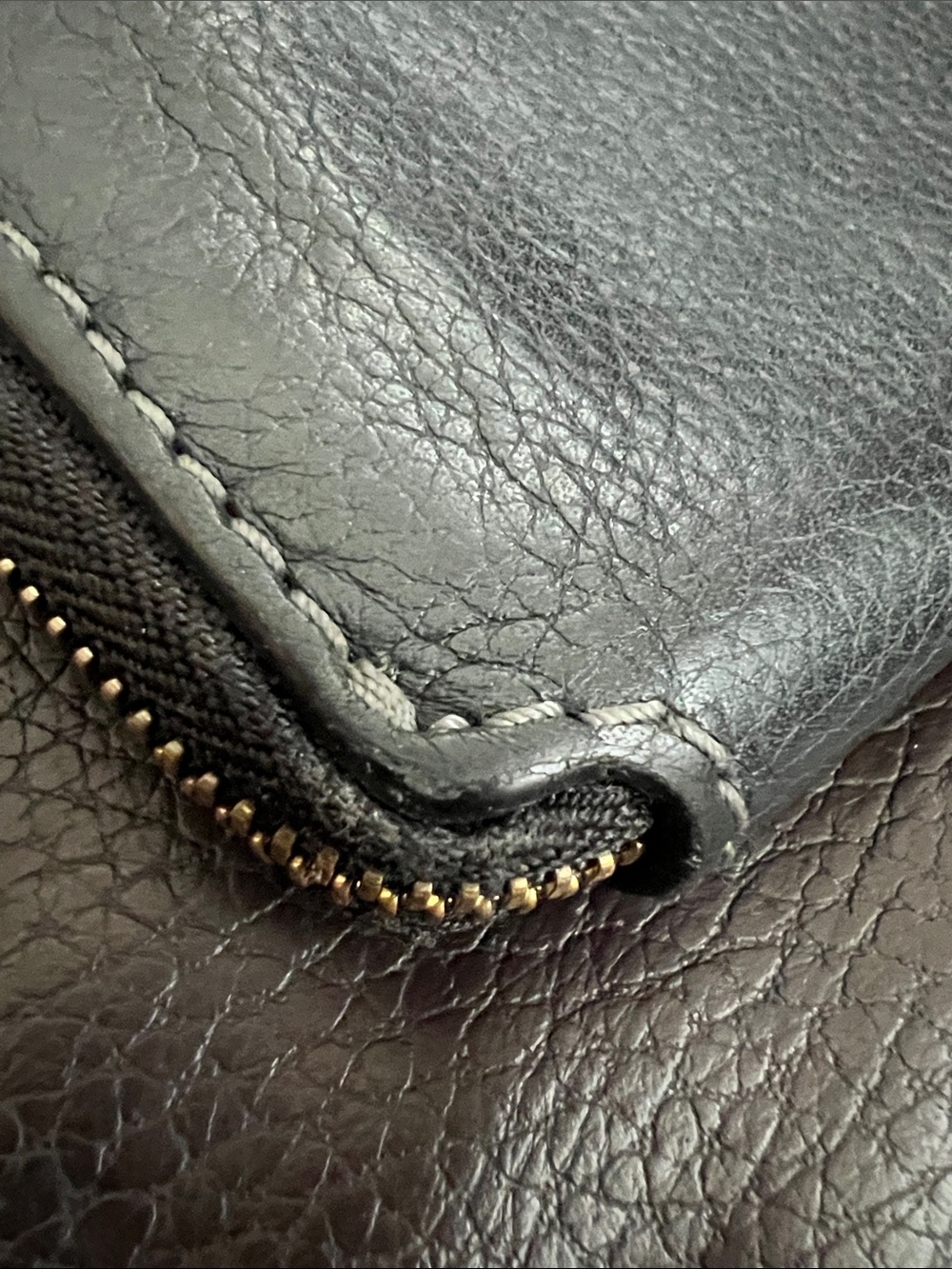 Chloe Marcie Black Leather Zip Wallet with Gold Hardware - Picture 12 of 12